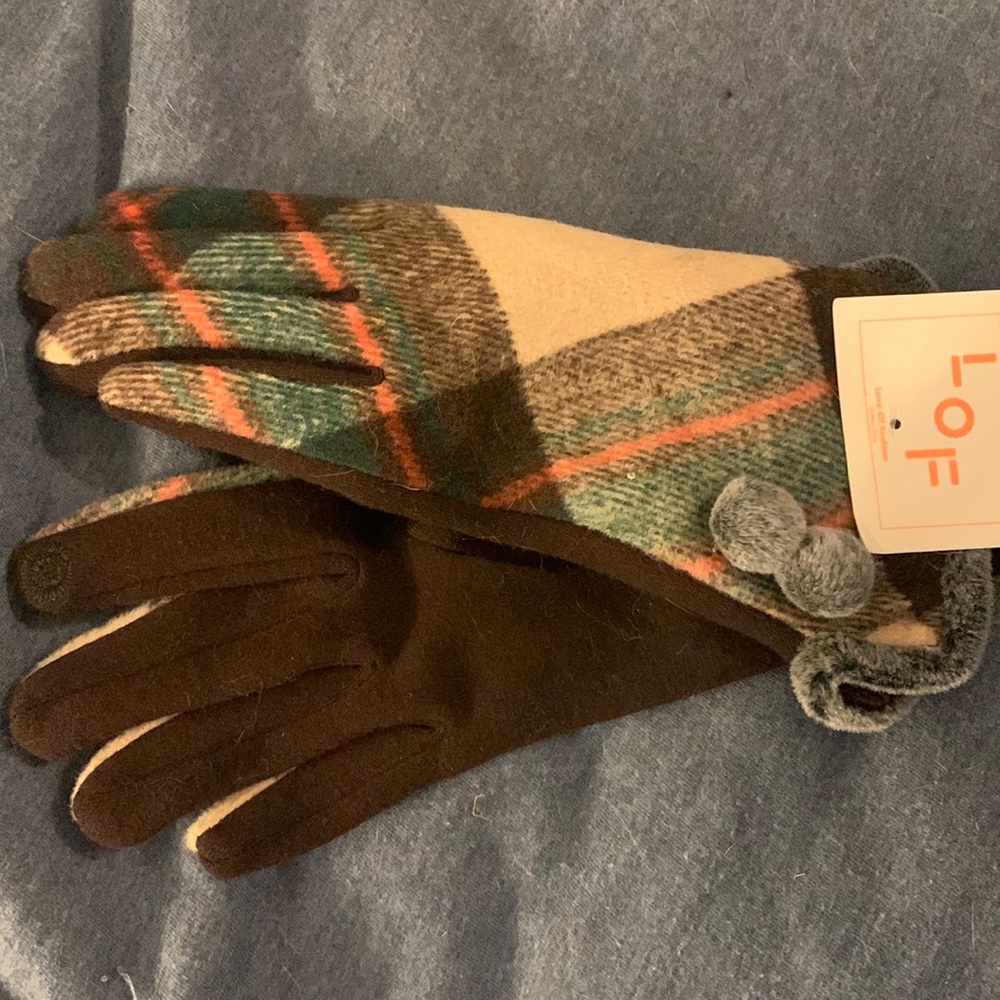 NWT Plaid Gloves